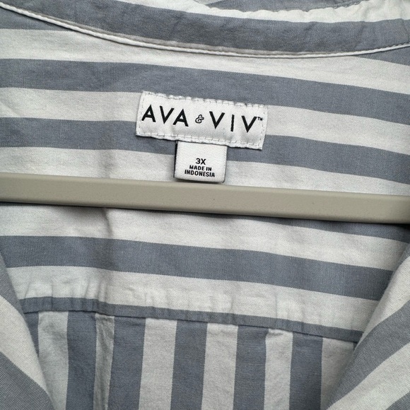 Oversized Button Down - Picture 2 of 3